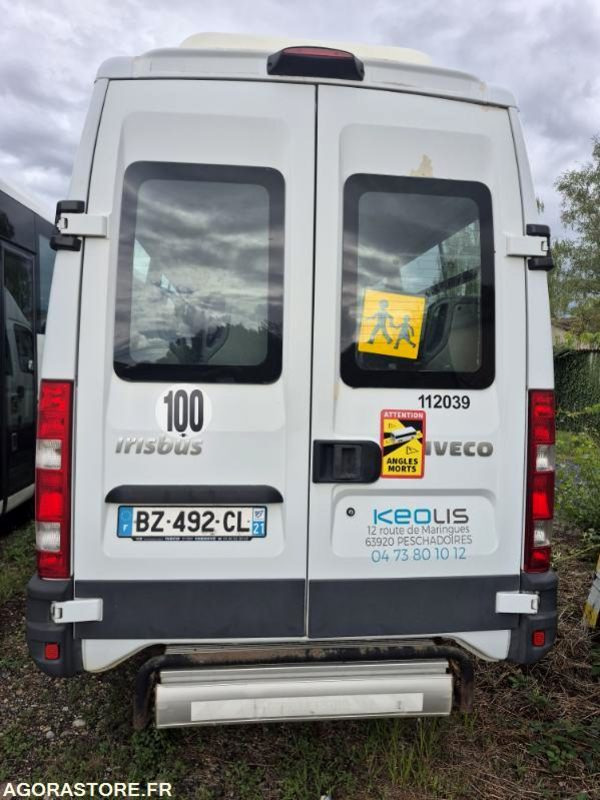 IVECO BUS DAILY N°112039 - Mikroautobusas, Keleivinis furgonas: foto 2 IVECO BUS DAILY N°112039 - Mikroautobusas, Keleivinis furgonas: foto 2