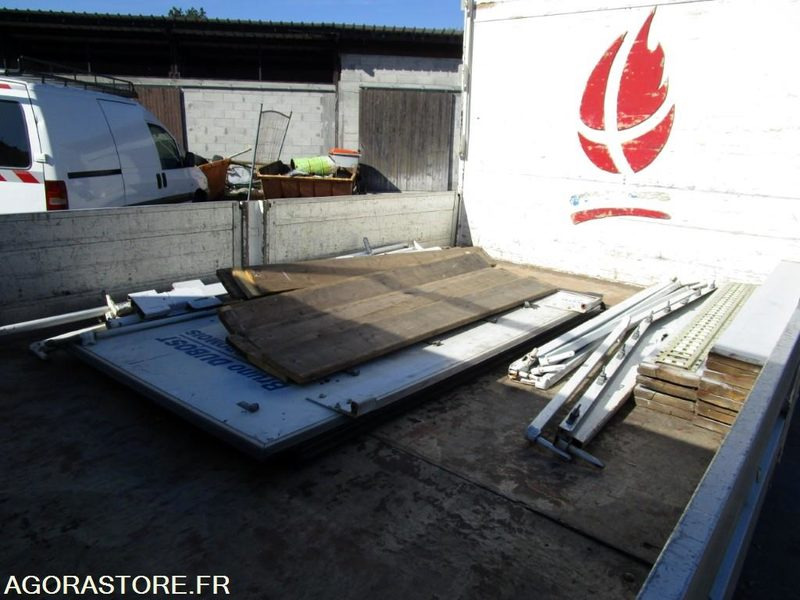 IVECO DAILY 35C11 du 28/04/2000 (Contrôle Technique joint) - Krovininis mikroautobusas: foto 5 IVECO DAILY 35C11 du 28/04/2000 (Contrôle Technique joint) - Krovininis mikroautobusas: foto 5