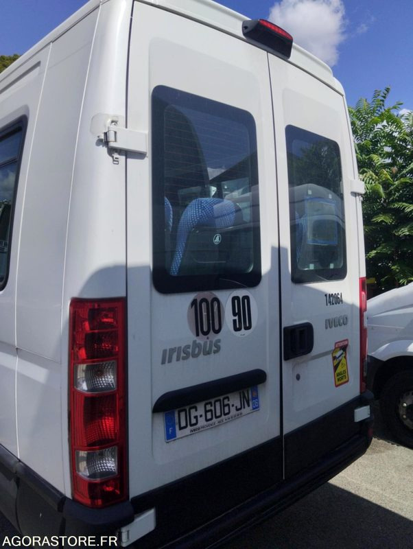 IVECO DAILY N°142064 - Mikroautobusas, Keleivinis furgonas: foto 4 IVECO DAILY N°142064 - Mikroautobusas, Keleivinis furgonas: foto 4