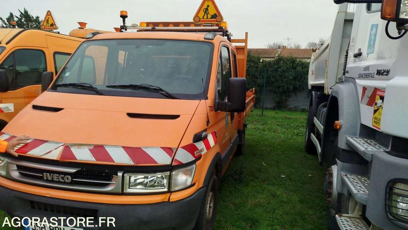 Iveco 35S12 - 2006 - 317864km - 598BRV31 - Mažas savivartis: foto 2 Iveco 35S12 - 2006 - 317864km - 598BRV31 - Mažas savivartis: foto 2