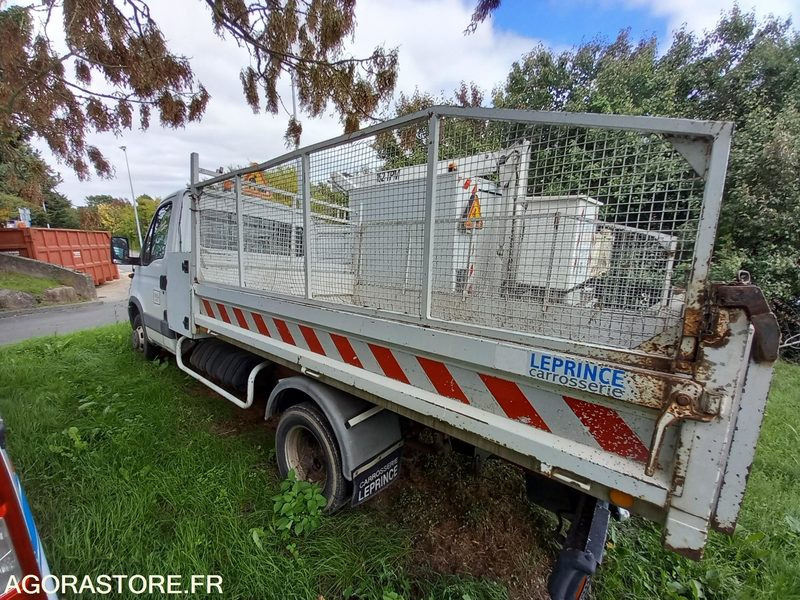 Iveco Daily - DL928JK - Krovininis mikroautobusas: foto 3 Iveco Daily - DL928JK - Krovininis mikroautobusas: foto 3