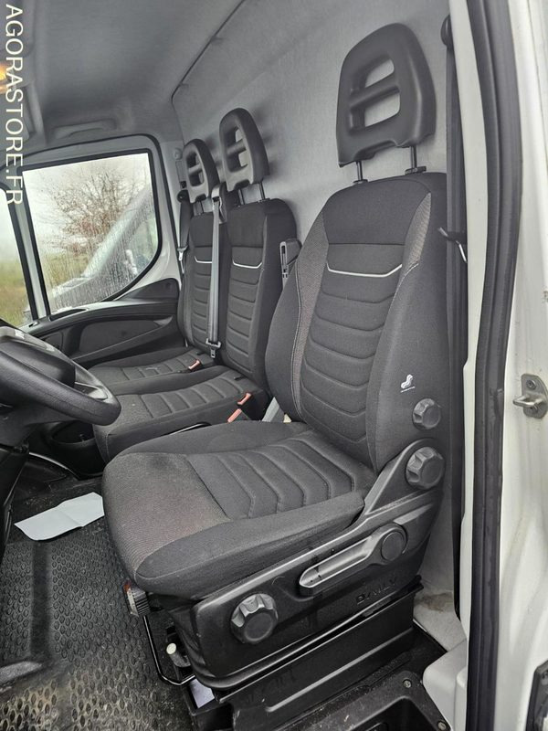 Iveco daily 35S14 - 2022 - 8815 Kms - Krovininis mikroautobusas: foto 5 Iveco daily 35S14 - 2022 - 8815 Kms - Krovininis mikroautobusas: foto 5