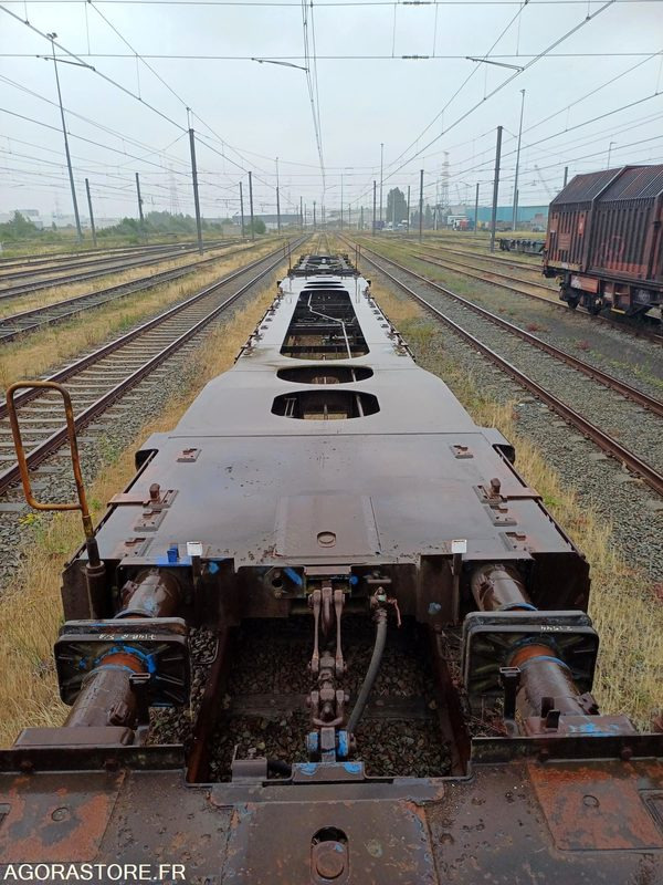 Wagon plat intermodal type Sggnss – modèle 6432B0-4, 72 pieds - 2003 (ref 1314) - Kita technika: foto 2 Wagon plat intermodal type Sggnss – modèle 6432B0-4, 72 pieds - 2003 (ref 1314) - Kita technika: foto 2