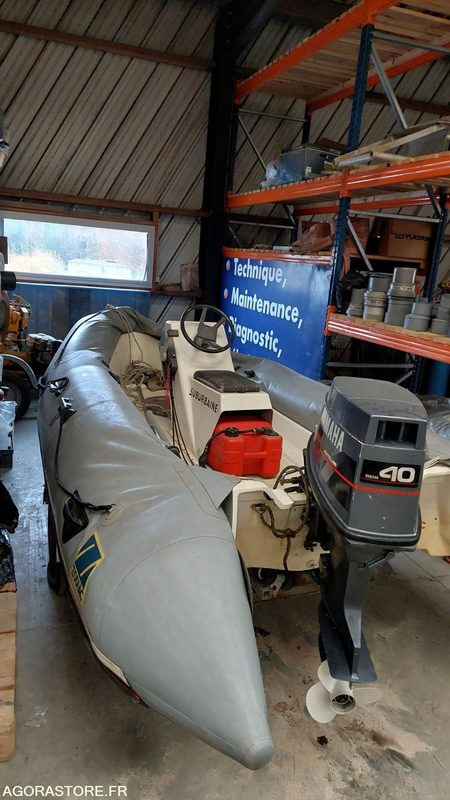 ZODIAC 470 - MOTEUR YAMAHA 40 chevaux - 1993 - Kita technika: foto 5 ZODIAC 470 - MOTEUR YAMAHA 40 chevaux - 1993 - Kita technika: foto 5