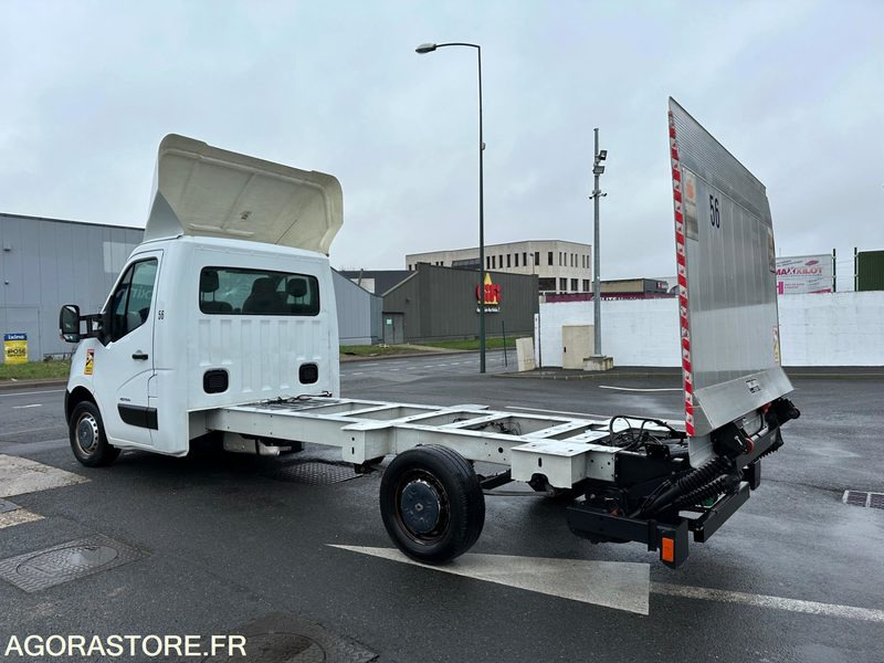 Renault Master III 2.3 DCI Plateau avec Hayon - Komercinis automobilis: foto 4 Renault Master III 2.3 DCI Plateau avec Hayon - Komercinis automobilis: foto 4