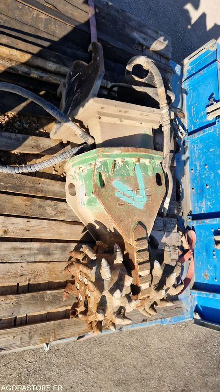 Komunalinė/ Specializuota technika Fraise pour pelle 20t: foto 6