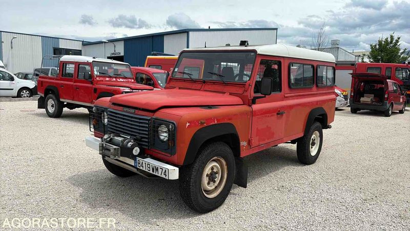 LAND ROVER DÉFENDER 110 - 67 933 Kms - 1999 - 8419 WM 74 - Visureigis: foto 1 LAND ROVER DÉFENDER 110 - 67 933 Kms - 1999 - 8419 WM 74 - Visureigis: foto 1