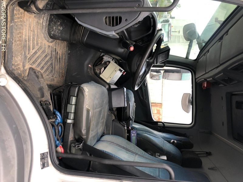 MERCEDES AXOR 26T-21m3 - 287235 kms - 2014 - Šiukšliavežis: foto 5 MERCEDES AXOR 26T-21m3 - 287235 kms - 2014 - Šiukšliavežis: foto 5