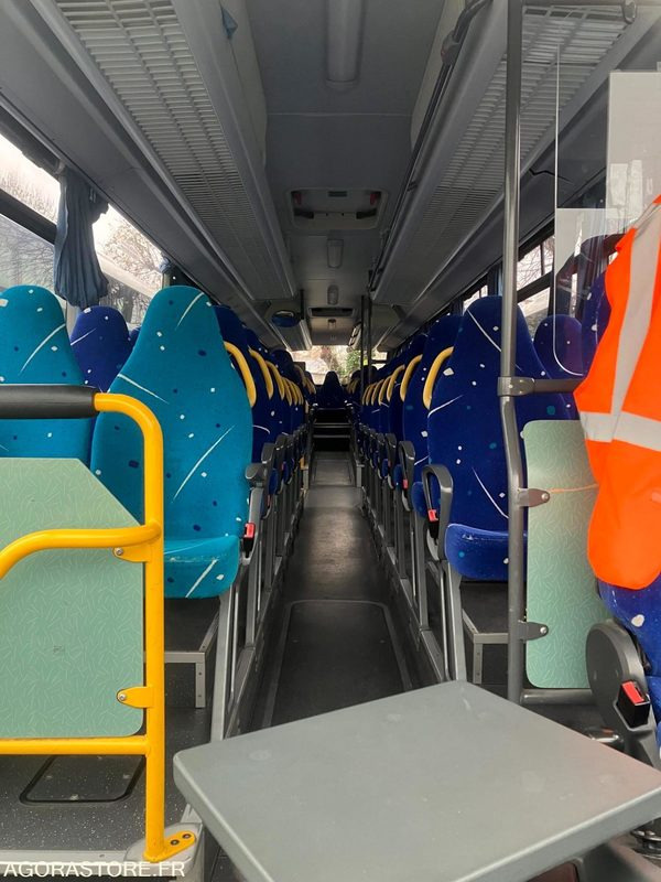 MERCEDES INTOURO 13m N°093371 - Mokyklinis autobusas: foto 5 MERCEDES INTOURO 13m N°093371 - Mokyklinis autobusas: foto 5