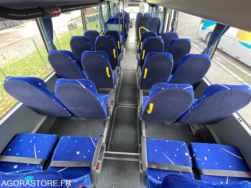 MERCEDES INTOURO N°095010 - Mokyklinis autobusas: foto 4 MERCEDES INTOURO N°095010 - Mokyklinis autobusas: foto 4