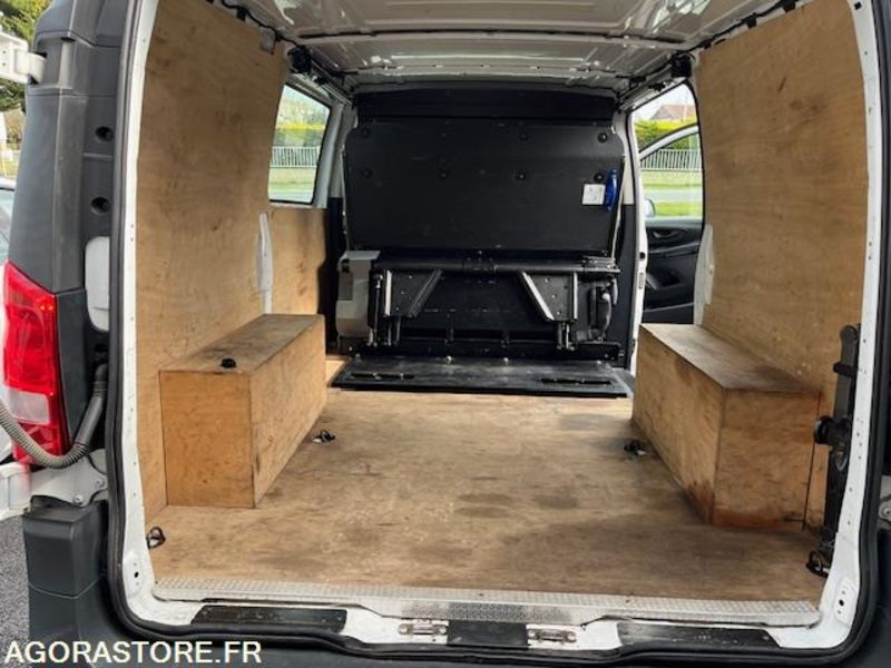 MERCEDES VITO MIXTO 116 CDI LONG 5 PLACES - 2021 - 193 000km - Krovininis mikroautobusas: foto 3 MERCEDES VITO MIXTO 116 CDI LONG 5 PLACES - 2021 - 193 000km - Krovininis mikroautobusas: foto 3