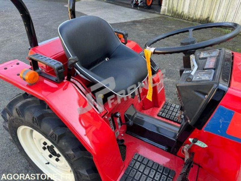 MICROTRACTEUR YANMAR 16CV 3 CYLINDRES DIESEL D'OCCASION 4 RM PDF 3 PTS COMPLET - Traktorius: foto 3 MICROTRACTEUR YANMAR 16CV 3 CYLINDRES DIESEL D'OCCASION 4 RM PDF 3 PTS COMPLET - Traktorius: foto 3
