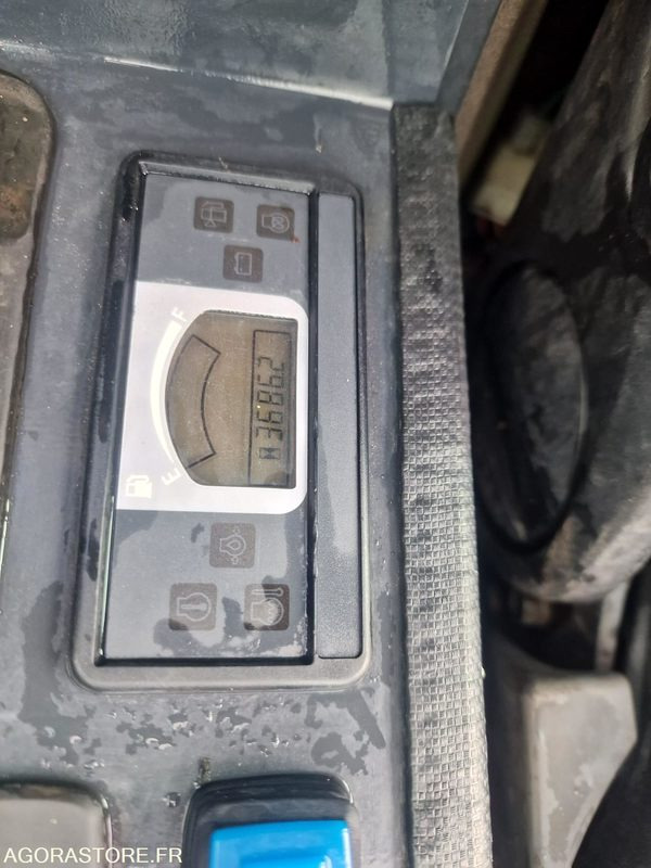MINI PELLE HYDRAULIQUE SUR CHENILLES CAOUTCHOUC HITACHI ZX26U DIESEL 19.7CV 2017 - Mini ekskavatorius: foto 4 MINI PELLE HYDRAULIQUE SUR CHENILLES CAOUTCHOUC HITACHI ZX26U DIESEL 19.7CV 2017 - Mini ekskavatorius: foto 4