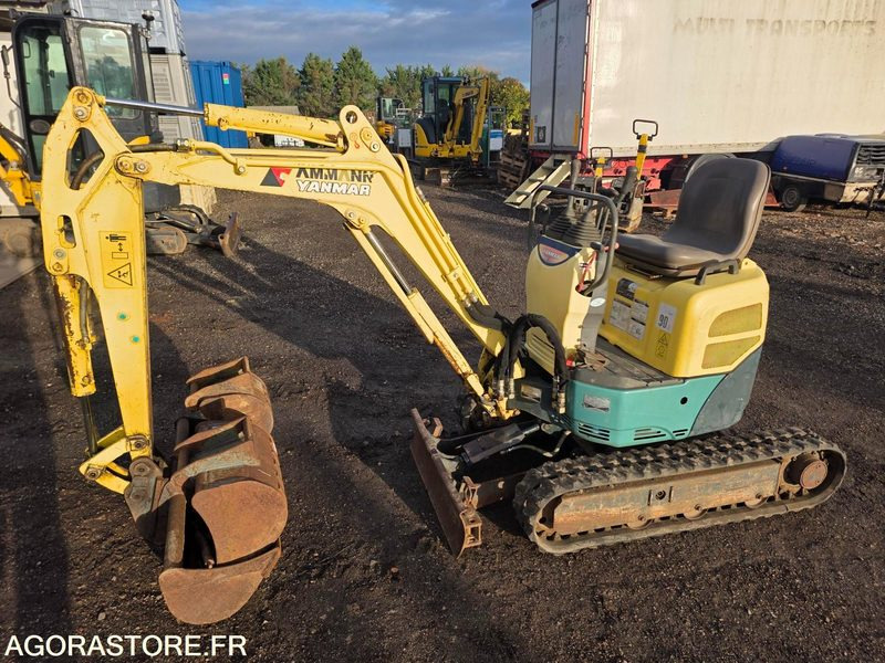 MINI-PELLE YANMAR VIO 10 - 2004 - 1952 HEURES - Mini ekskavatorius: foto 2 MINI-PELLE YANMAR VIO 10 - 2004 - 1952 HEURES - Mini ekskavatorius: foto 2