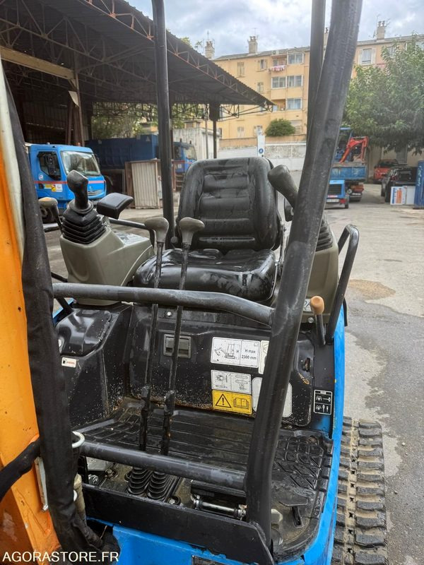 MINI PELLE - YANMAR - VIO17 - 2016 - 1690 heures (EGB307629 - 051891) - Mini ekskavatorius: foto 5 MINI PELLE - YANMAR - VIO17 - 2016 - 1690 heures (EGB307629 - 051891) - Mini ekskavatorius: foto 5