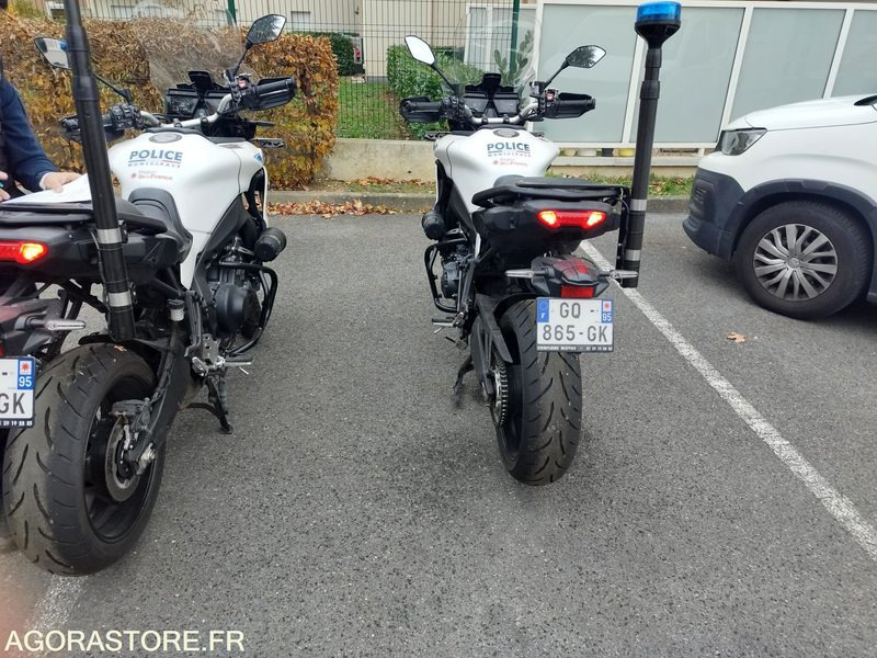 MOTO YAMAHA POLICE MUNICIPALE - Motociklas: foto 3 MOTO YAMAHA POLICE MUNICIPALE - Motociklas: foto 3