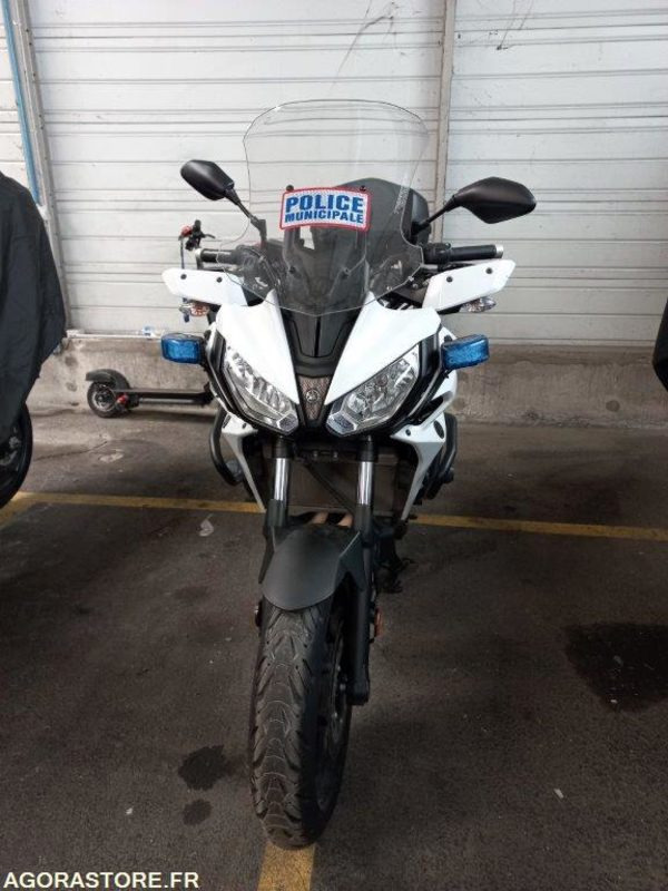 MOTO YAMAHA TRACER 700 - VENTE RESERVEE AUX COLLECTIVITES TERRITORIALES - Motociklas: foto 3 MOTO YAMAHA TRACER 700 - VENTE RESERVEE AUX COLLECTIVITES TERRITORIALES - Motociklas: foto 3