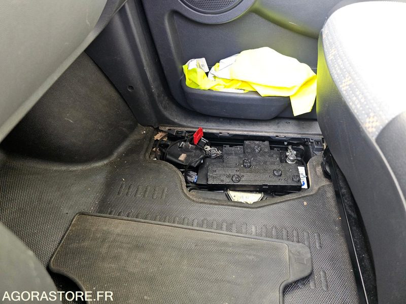 Minibus JUMPY "sans CT" non roulant - Mikroautobusas, Keleivinis furgonas: foto 5 Minibus JUMPY "sans CT" non roulant - Mikroautobusas, Keleivinis furgonas: foto 5