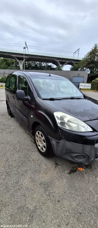 Monospace Peugeot Partner - 2012 - 296 080km - Lengvasis automobilis: foto 3 Monospace Peugeot Partner - 2012 - 296 080km - Lengvasis automobilis: foto 3