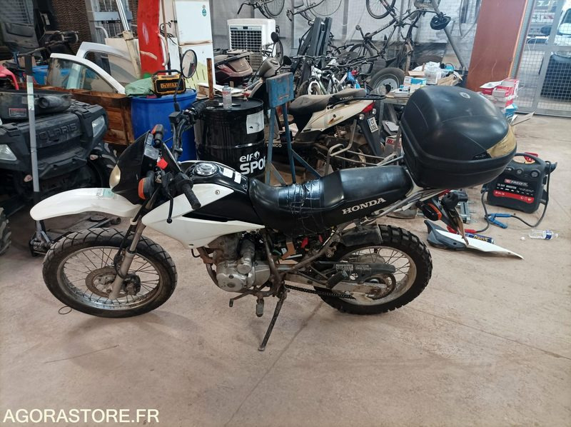 Moto Honda XR125L 10-2007 198BAH34 - Motociklas: foto 3 Moto Honda XR125L 10-2007 198BAH34 - Motociklas: foto 3