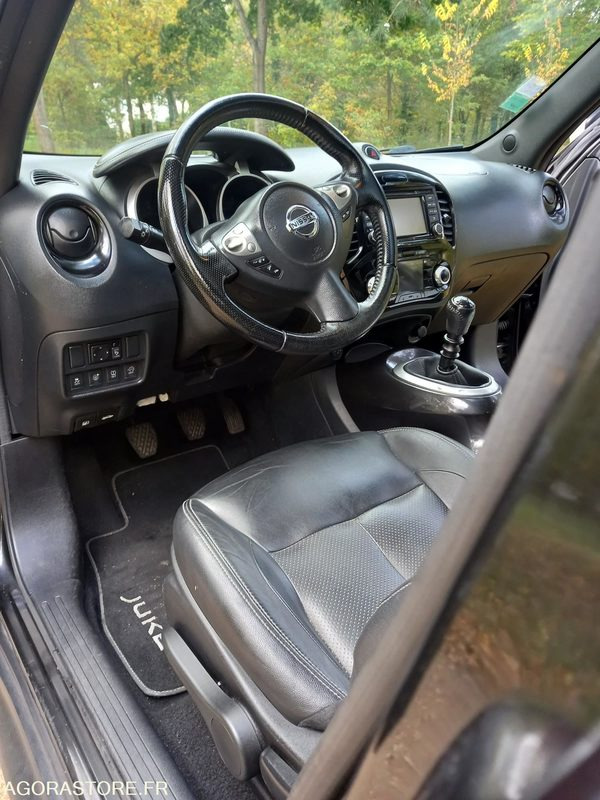 NIssan juke 2015 - Visureigis: foto 4 NIssan juke 2015 - Visureigis: foto 4