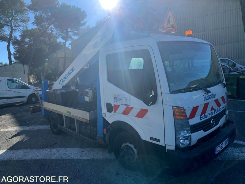 Nacelle élévatrice - 2013 - SOCAGE - Nissan - Cabstar - 91 757 kms - CZ 601 NP - Krovininis mikroautobusas: foto 3 Nacelle élévatrice - 2013 - SOCAGE - Nissan - Cabstar - 91 757 kms - CZ 601 NP - Krovininis mikroautobusas: foto 3