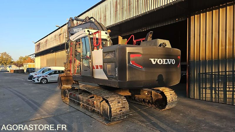 PELLE A CHENILLE VOLVO EC220 EL - 2015 / 10661H (MPC021) - Ekskavatorius: foto 3 PELLE A CHENILLE VOLVO EC220 EL - 2015 / 10661H (MPC021) - Ekskavatorius: foto 3