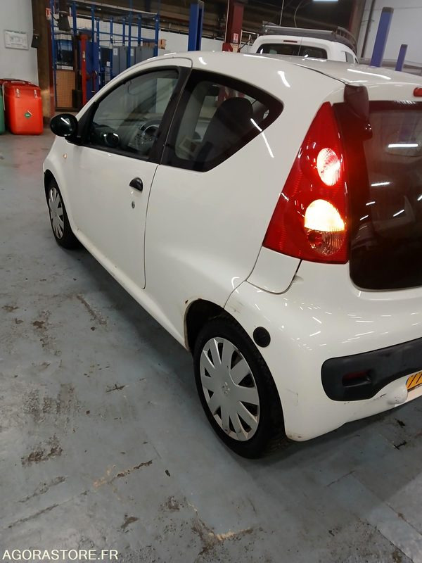 PEUGEOT 107 - 2008 - 142642 KM - Lengvasis automobilis: foto 3 PEUGEOT 107 - 2008 - 142642 KM - Lengvasis automobilis: foto 3
