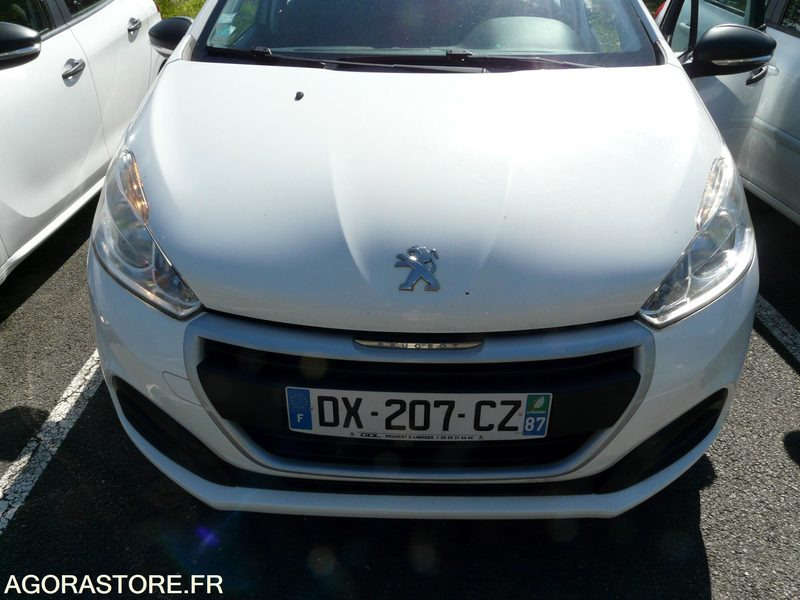 PEUGEOT 208 DX207CZ - Lengvasis automobilis: foto 1 PEUGEOT 208 DX207CZ - Lengvasis automobilis: foto 1