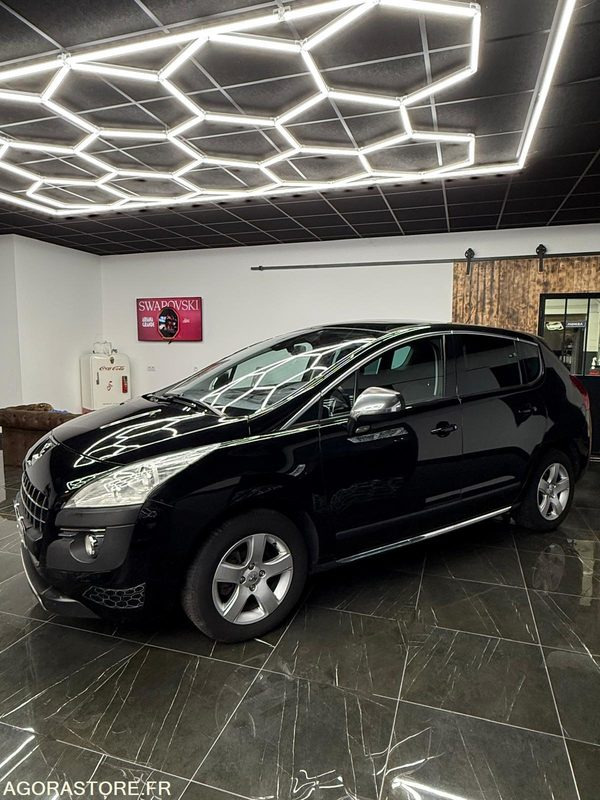 PEUGEOT 3008 1.6L HDI 115CH CROSSWAY - Visureigis: foto 1 PEUGEOT 3008 1.6L HDI 115CH CROSSWAY - Visureigis: foto 1