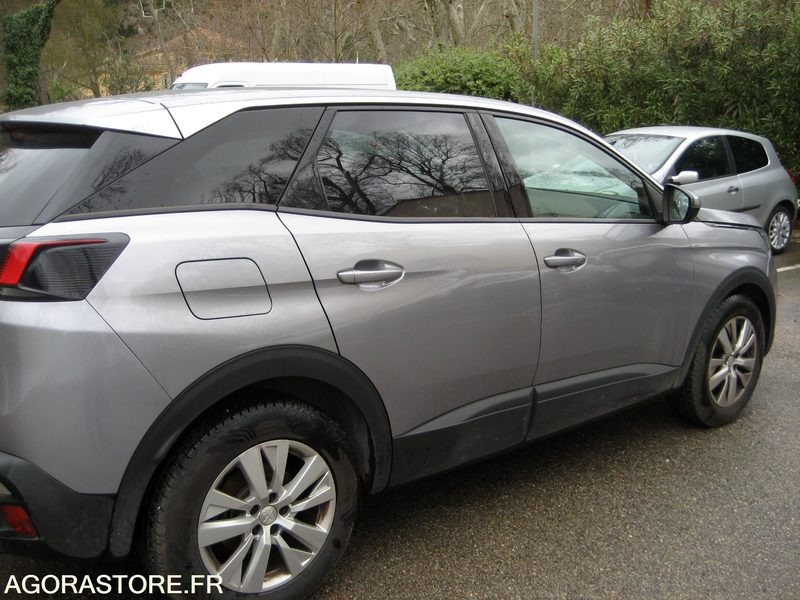 PEUGEOT 3008 - REF SCP/1086 - 2017 - 157000KM - Visureigis: foto 3 PEUGEOT 3008 - REF SCP/1086 - 2017 - 157000KM - Visureigis: foto 3