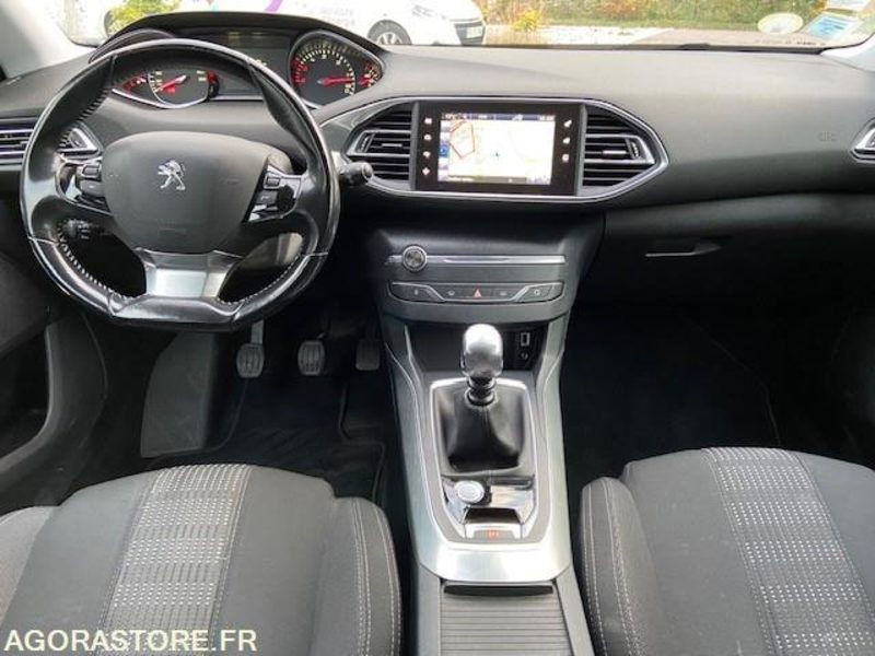 PEUGEOT 308SW - 2016 - 172000 KM - Universalas: foto 4 PEUGEOT 308SW - 2016 - 172000 KM - Universalas: foto 4