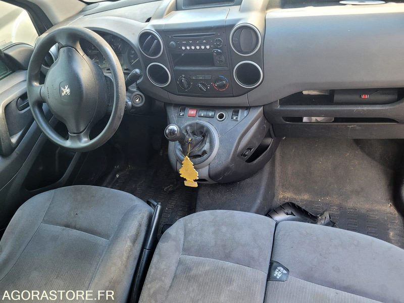 PEUGEOT | PARTNER | 2016 | 238298KM - Mažas furgonas: foto 3 PEUGEOT | PARTNER | 2016 | 238298KM - Mažas furgonas: foto 3