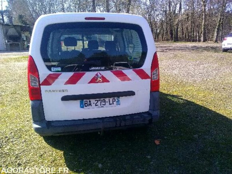 PEUGEOT Partner - 218886km - 2010 - Mažas furgonas: foto 2 PEUGEOT Partner - 218886km - 2010 - Mažas furgonas: foto 2