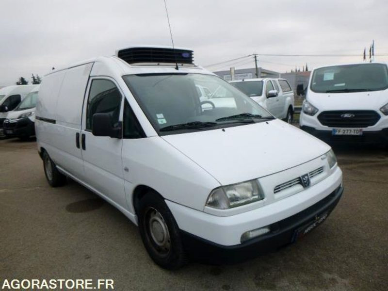 PEUGEOT expert frigorifique - 2003 - 96 210km - BON ETAT - Mažas furgonas: foto 1 PEUGEOT expert frigorifique - 2003 - 96 210km - BON ETAT - Mažas furgonas: foto 1