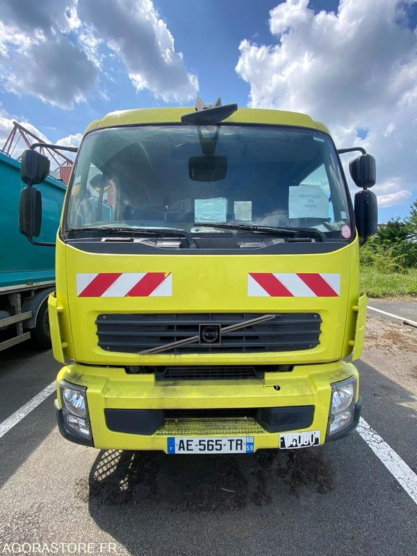 PORTEUR BOM 16T VOLVO NORBA- 244 767 KM- 2009 (4000) - Šiukšliavežis: foto 2 PORTEUR BOM 16T VOLVO NORBA- 244 767 KM- 2009 (4000) - Šiukšliavežis: foto 2
