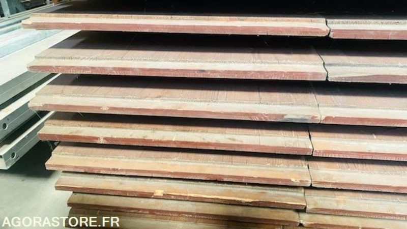 Plancher en Epicea 75 m2 - Buitinis konteineris: foto 5 Plancher en Epicea 75 m2 - Buitinis konteineris: foto 5