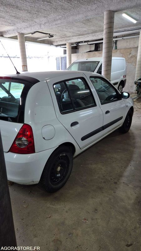 RENAULT CLIO - 2007 - 183740KM - Lengvasis automobilis: foto 4 RENAULT CLIO - 2007 - 183740KM - Lengvasis automobilis: foto 4