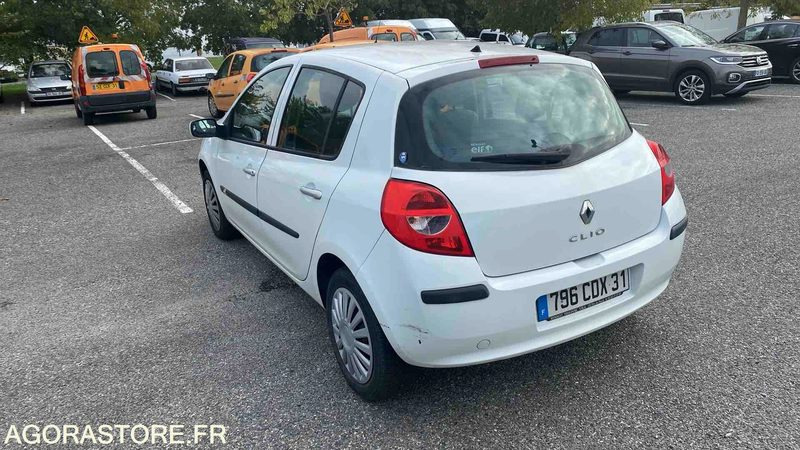RENAULT CLIO - 2008 - 171835 KM - Lengvasis automobilis: foto 3 RENAULT CLIO - 2008 - 171835 KM - Lengvasis automobilis: foto 3