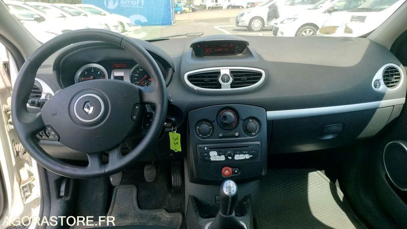 RENAULT CLIO - 2010 - 196673kms - Lengvasis automobilis: foto 5 RENAULT CLIO - 2010 - 196673kms - Lengvasis automobilis: foto 5