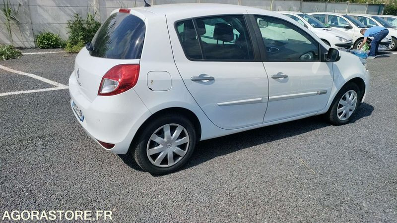 RENAULT CLIO - 2010 - 196673kms - Lengvasis automobilis: foto 2 RENAULT CLIO - 2010 - 196673kms - Lengvasis automobilis: foto 2