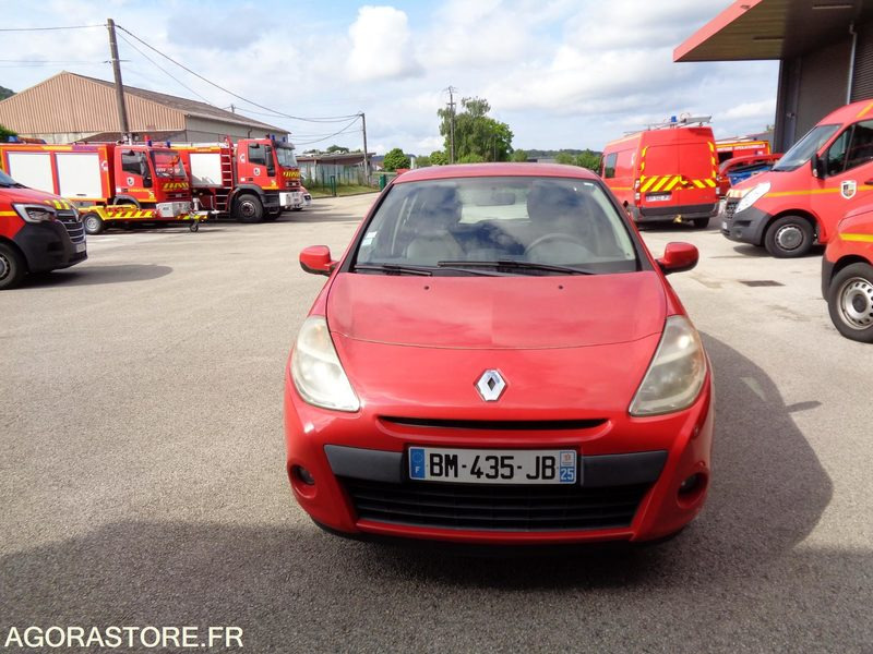 RENAULT CLIO BM.435.JB - 2011 - 196032 KM - Lengvasis automobilis: foto 1 RENAULT CLIO BM.435.JB - 2011 - 196032 KM - Lengvasis automobilis: foto 1