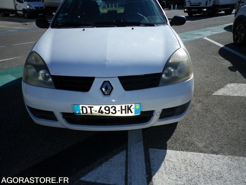 RENAULT CLIO CAMPUS ESSENCE 1.2 16V - Lengvasis automobilis: foto 2 RENAULT CLIO CAMPUS ESSENCE 1.2 16V - Lengvasis automobilis: foto 2
