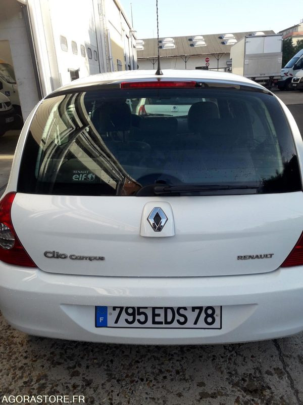 RENAULT CLIO CAMPUS95 - Lengvasis automobilis: foto 1 RENAULT CLIO CAMPUS95 - Lengvasis automobilis: foto 1