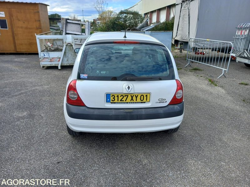 RENAULT CLIO PHASE 2-1.2 I 60CV-2005-ESSENCE-122 018 KMS-5 PORTES-ROULANTE-CT OK - Lengvasis automobilis: foto 4 RENAULT CLIO PHASE 2-1.2 I 60CV-2005-ESSENCE-122 018 KMS-5 PORTES-ROULANTE-CT OK - Lengvasis automobilis: foto 4