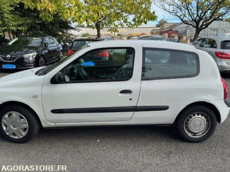 RENAULT CLIO SOCIETE - Lengvasis automobilis: foto 2 RENAULT CLIO SOCIETE - Lengvasis automobilis: foto 2