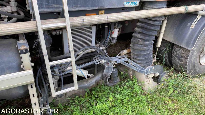 RENAULT DXI 310 - Gatvių šlavimo mašina: foto 3 RENAULT DXI 310 - Gatvių šlavimo mašina: foto 3