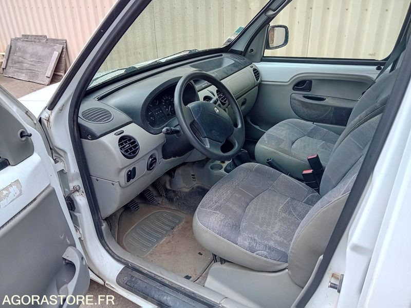 RENAULT KANGOO 1 phase 2 VP 1.5 DCI 65 - Lengvasis automobilis: foto 5 RENAULT KANGOO 1 phase 2 VP 1.5 DCI 65 - Lengvasis automobilis: foto 5