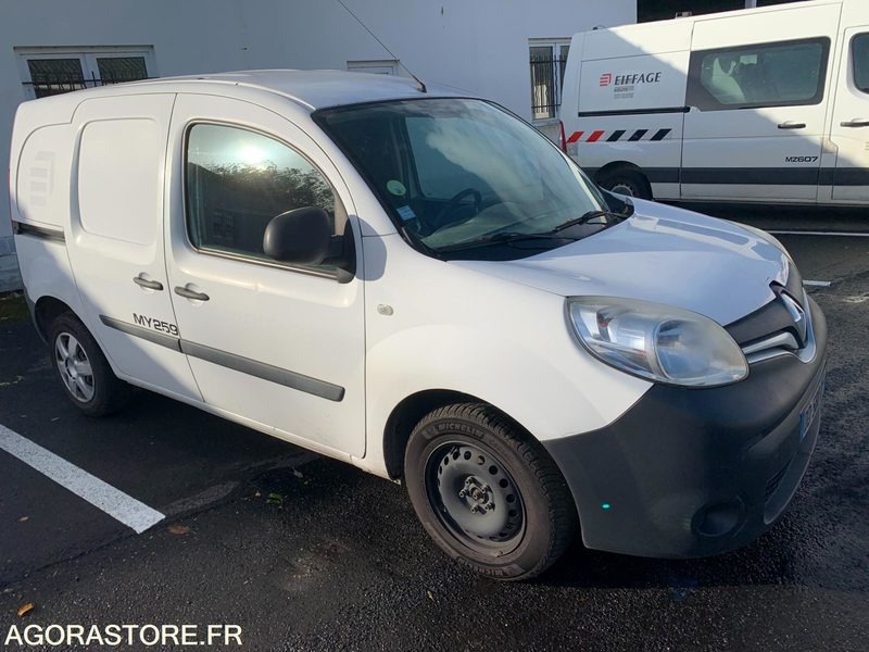 RENAULT KANGOO - 2014  / 279387 Km - Mažas furgonas: foto 4 RENAULT KANGOO - 2014  / 279387 Km - Mažas furgonas: foto 4