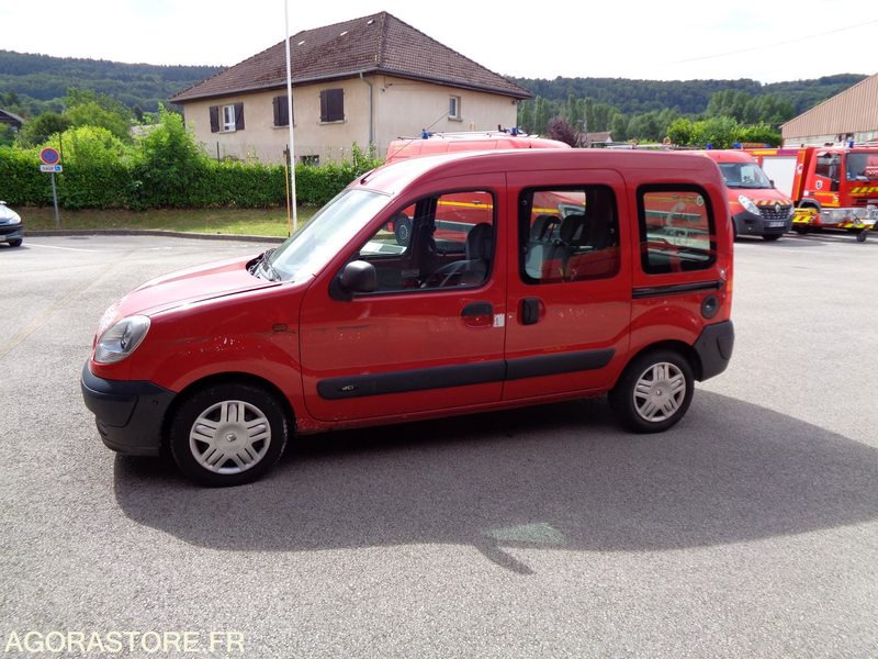 RENAULT KANGOO 2252 YJ 25 - Lengvasis automobilis: foto 3 RENAULT KANGOO 2252 YJ 25 - Lengvasis automobilis: foto 3